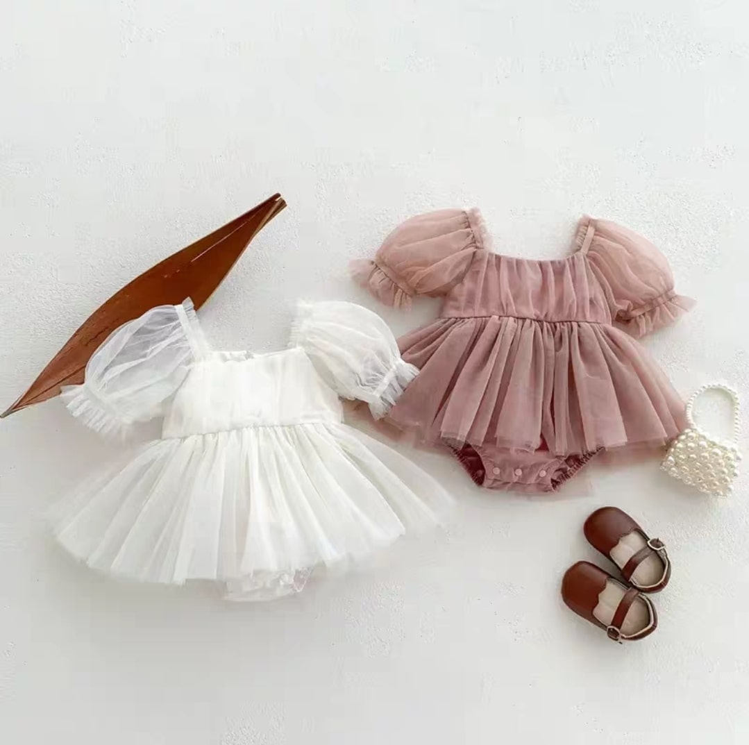 Puff short sleeve dress