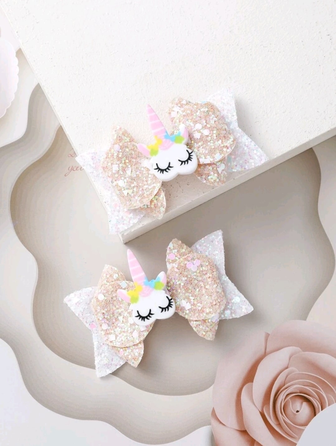 Unicorn clips