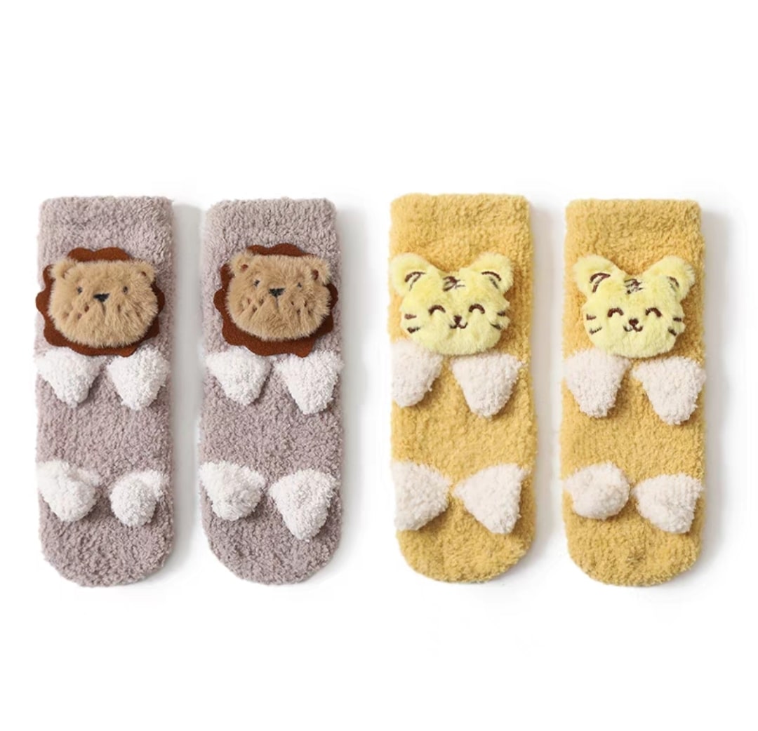 Animal fur sock 2pcs.