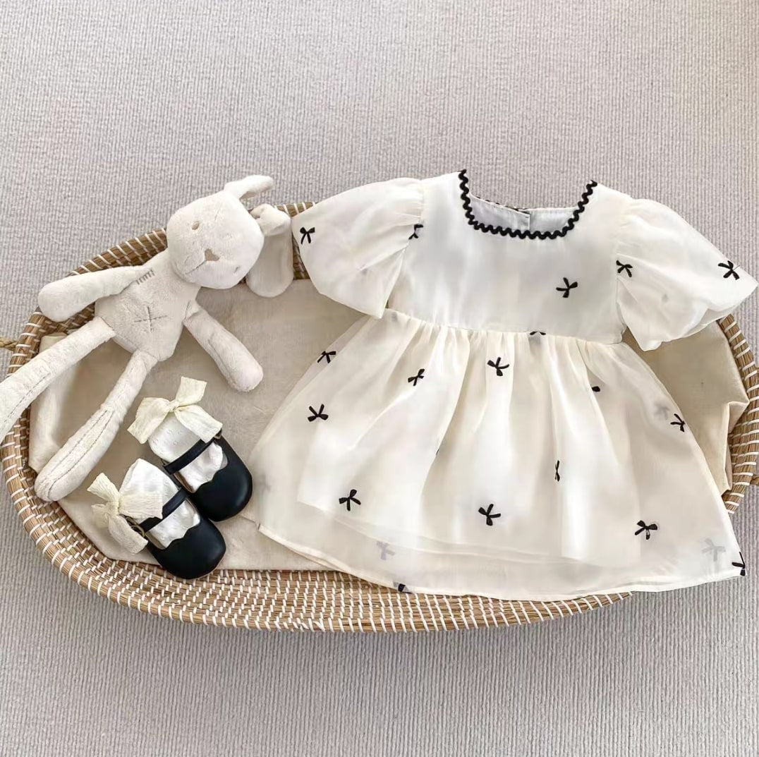 Small bow dress midi sleeve