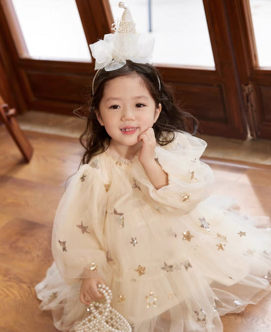 Star wide dress
