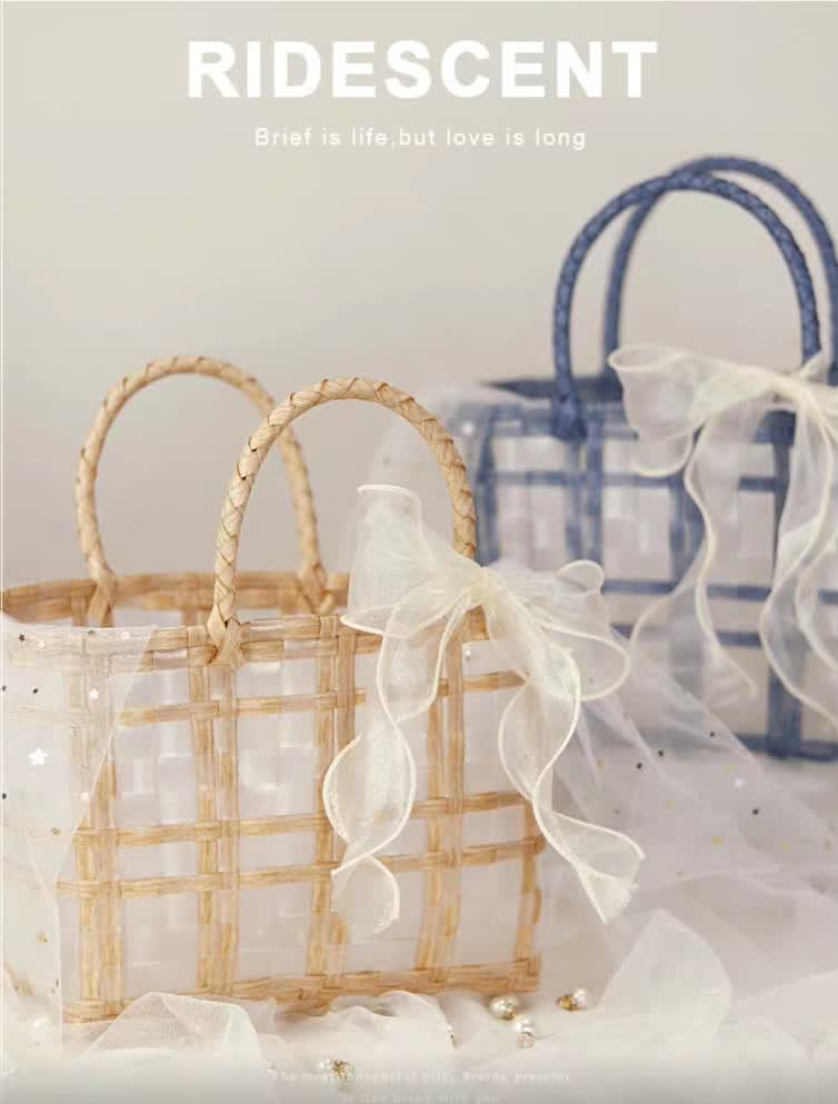 Gift wooden basket