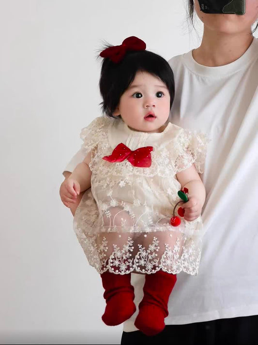 Dantail bow dress
