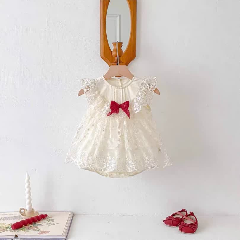 Dantail bow dress