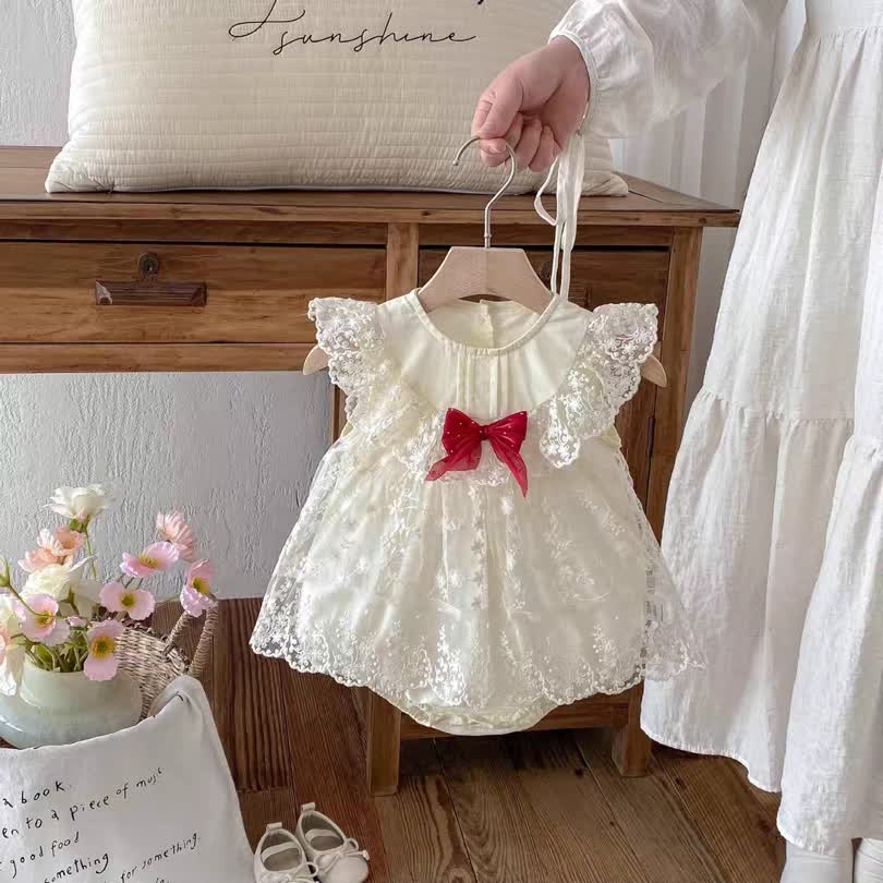 Dantail bow dress
